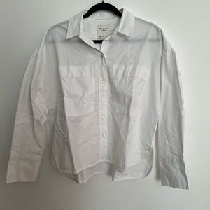 Abercrombie & Fitch Women’s White Button-Up Shirt - Medium